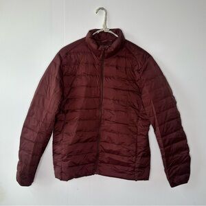 Uniqlo Men's Burgundy Puffer Jacket
